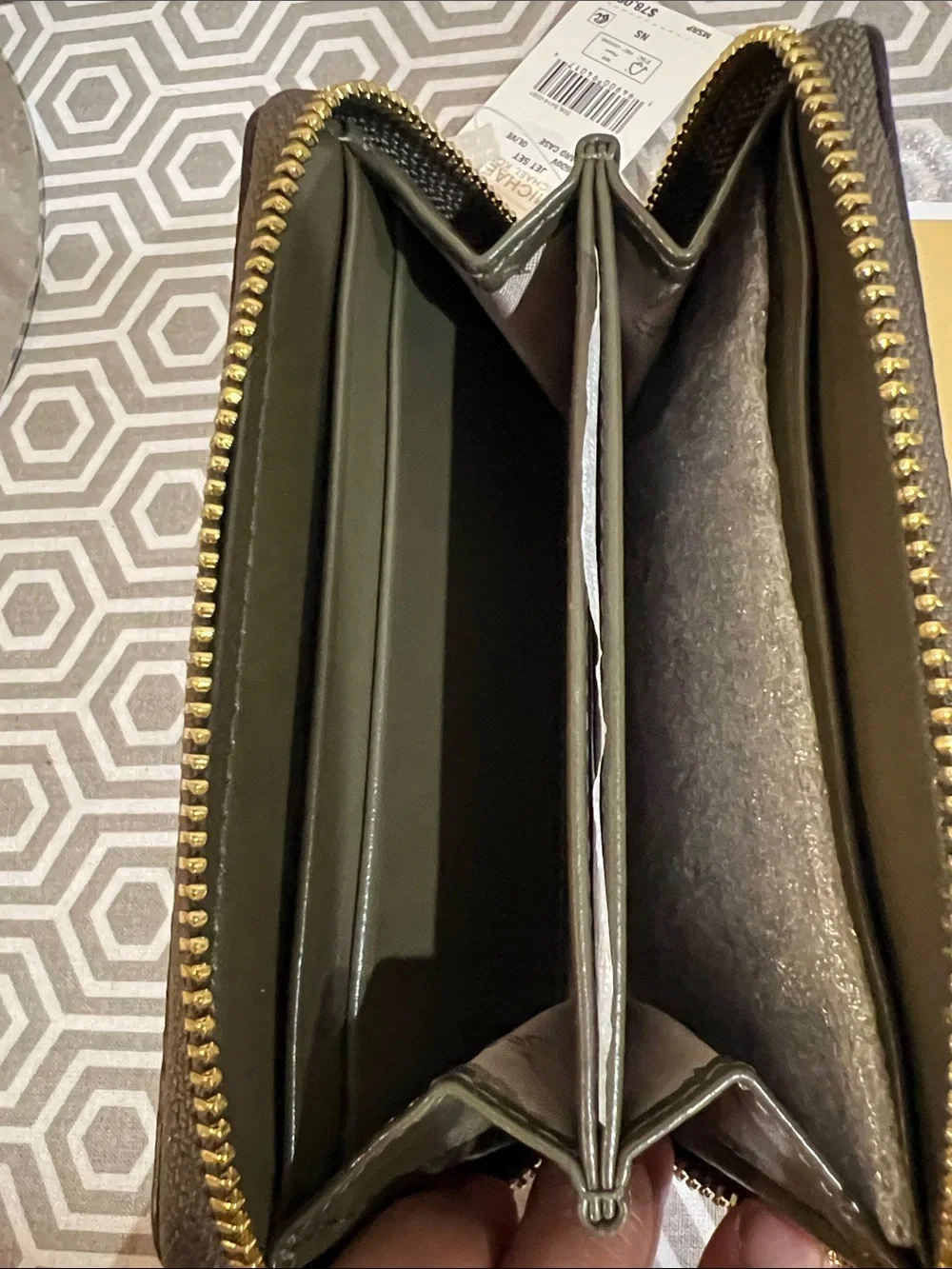 Michael Kors jet set Olive Logo Zip Card Case with Gold Hardware